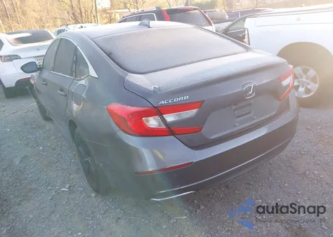 2021 Honda Accord Lx z USA, uszkodzony, nr VIN 1HGCV1F10MA017144